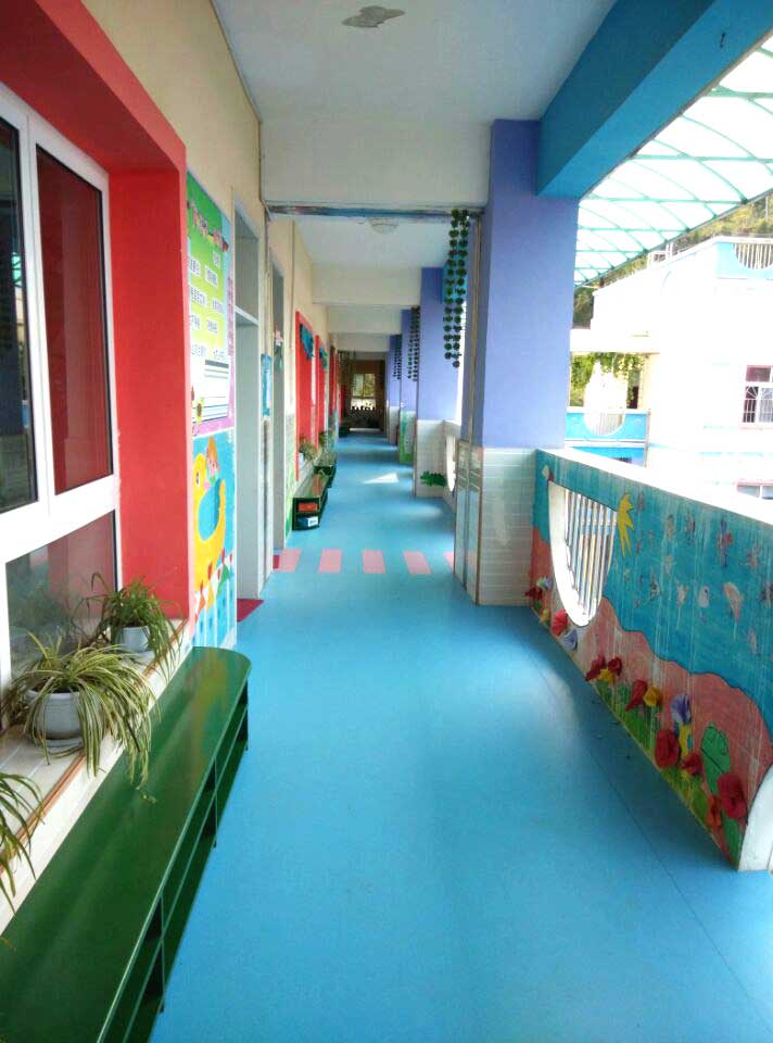 甘肃省陇南徽县幼儿园室外蜜桃视频网址 甘肃省陇南徽县幼儿园室外蜜桃视频网址