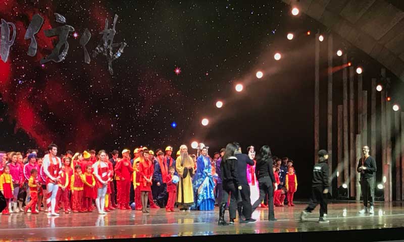 北京水立方仿佛秀舞台蜜桃视频网址 北京水立方‘仿佛秀’舞台蜜桃视频网址